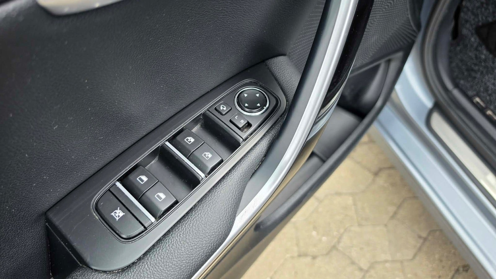 Billede af Kia Ceed 1,6 PHEV Prestige SW DCT