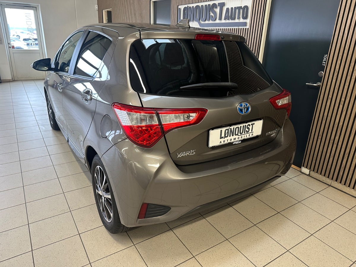 Toyota Yaris Hybrid H2 e-CVT