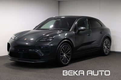 Porsche Macan 4   5d