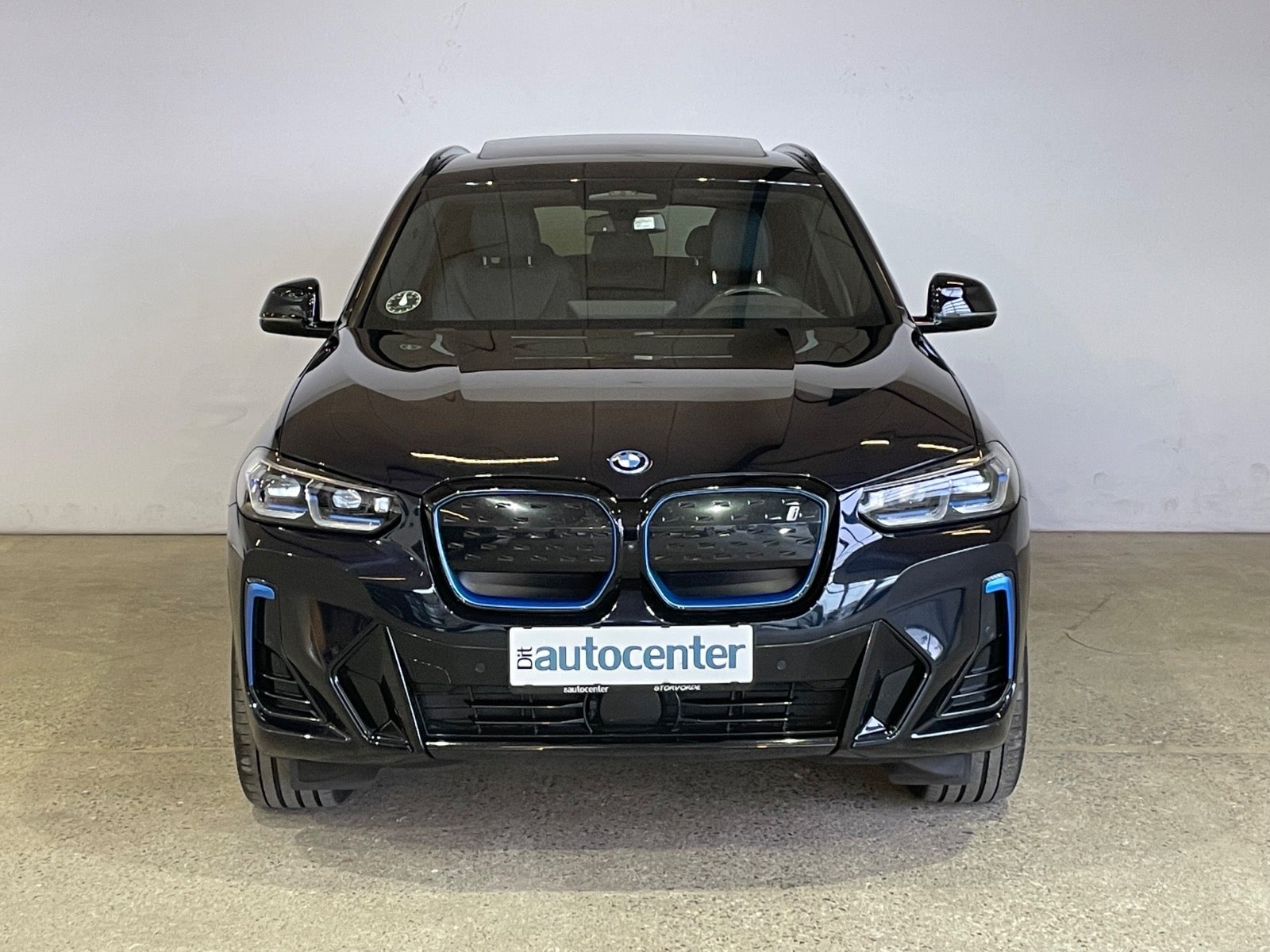 BMW iX3 Charged Plus M-Sport