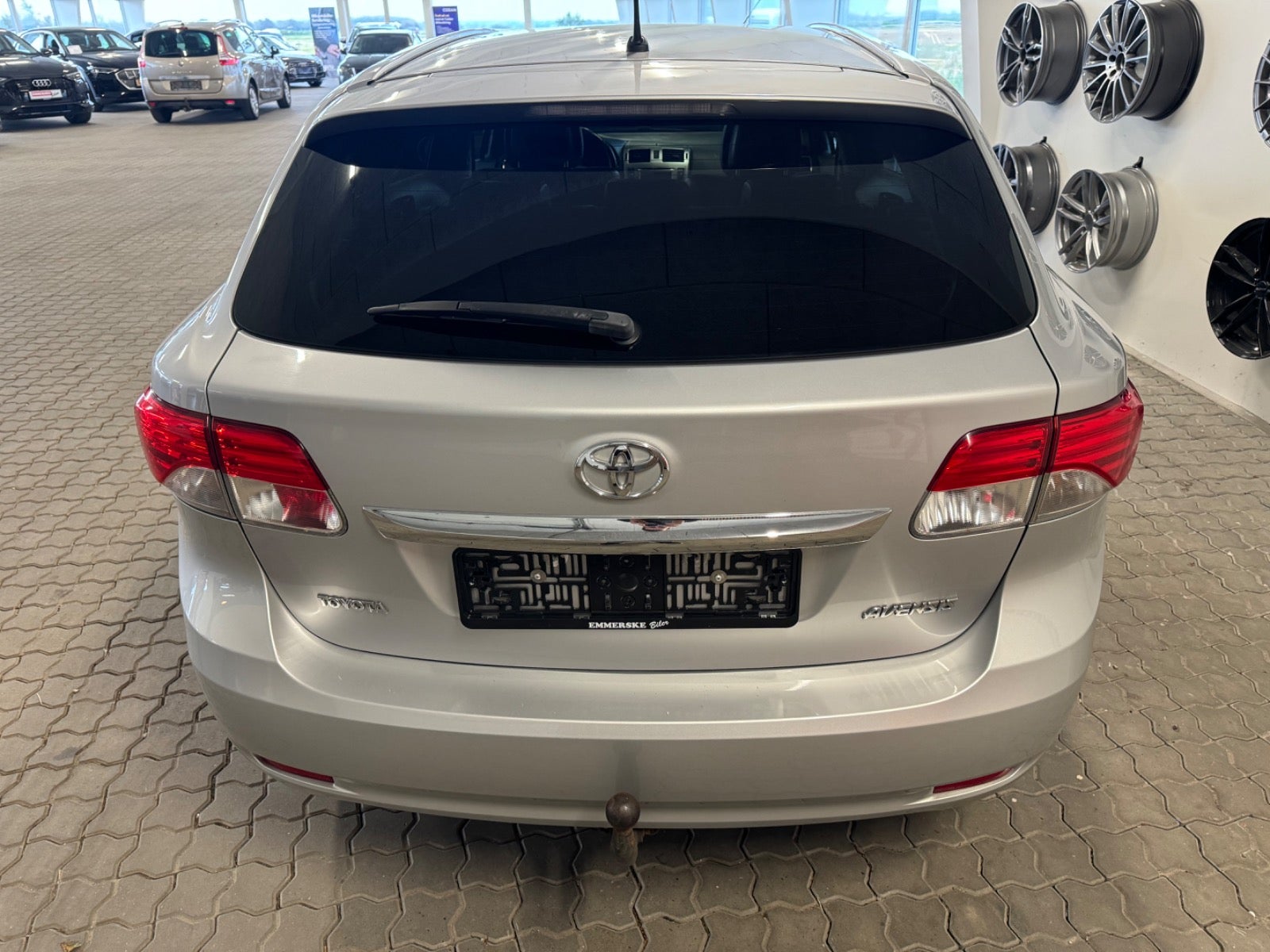 Toyota Avensis 2014