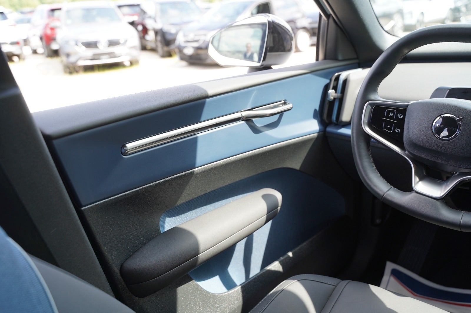 Billede af Volvo EX30  Standard Range Plus