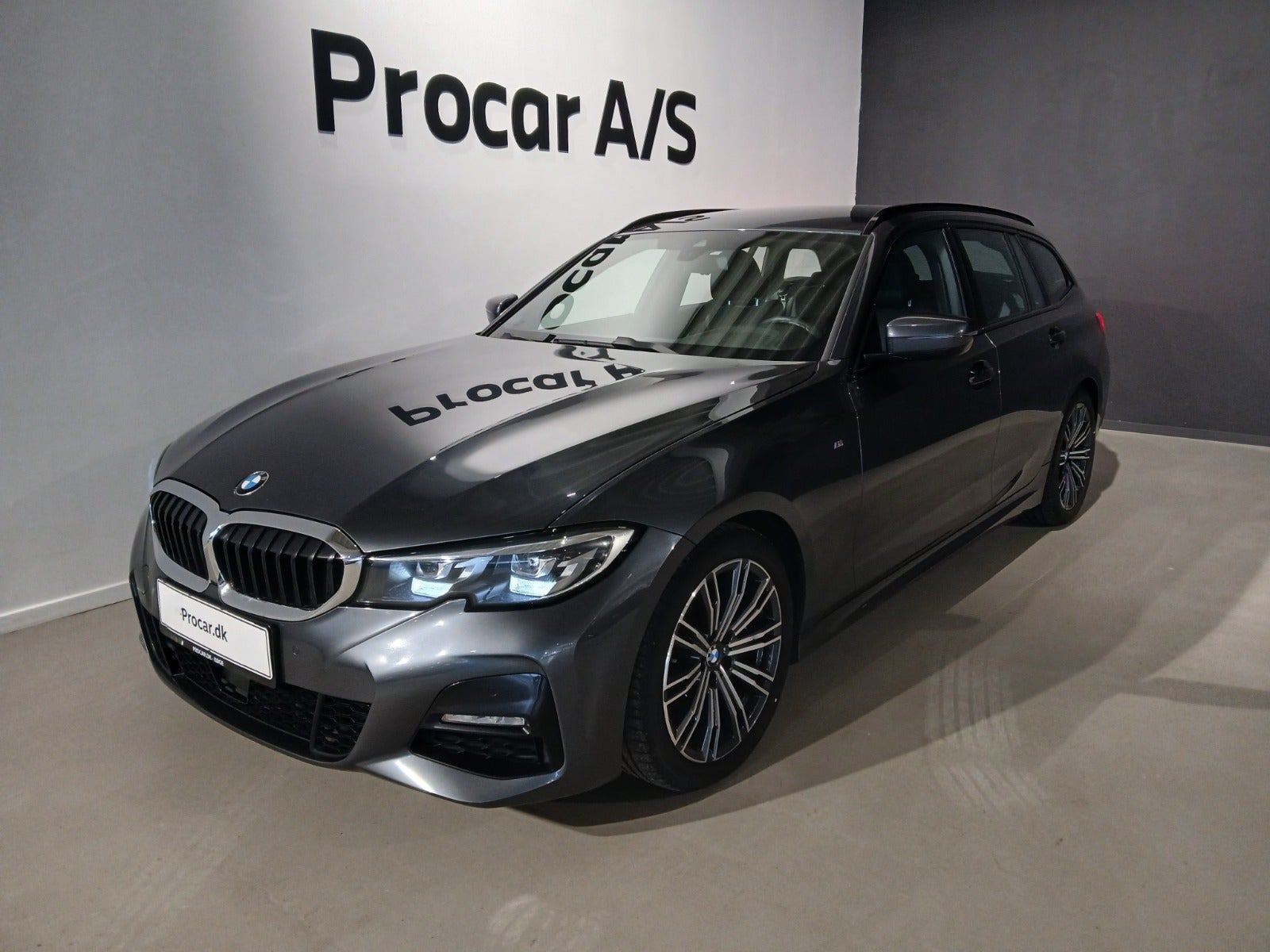 BMW 330i Touring M-Sport aut.