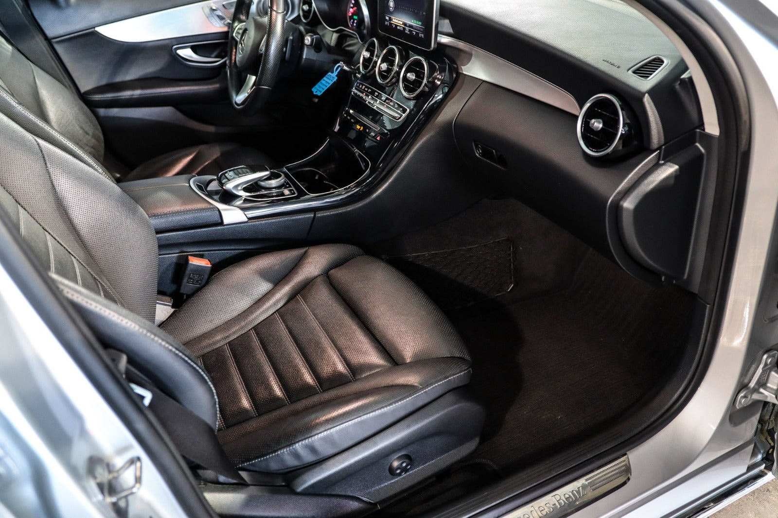 Billede af Mercedes C220 d 2,2 Avantgarde stc. aut.