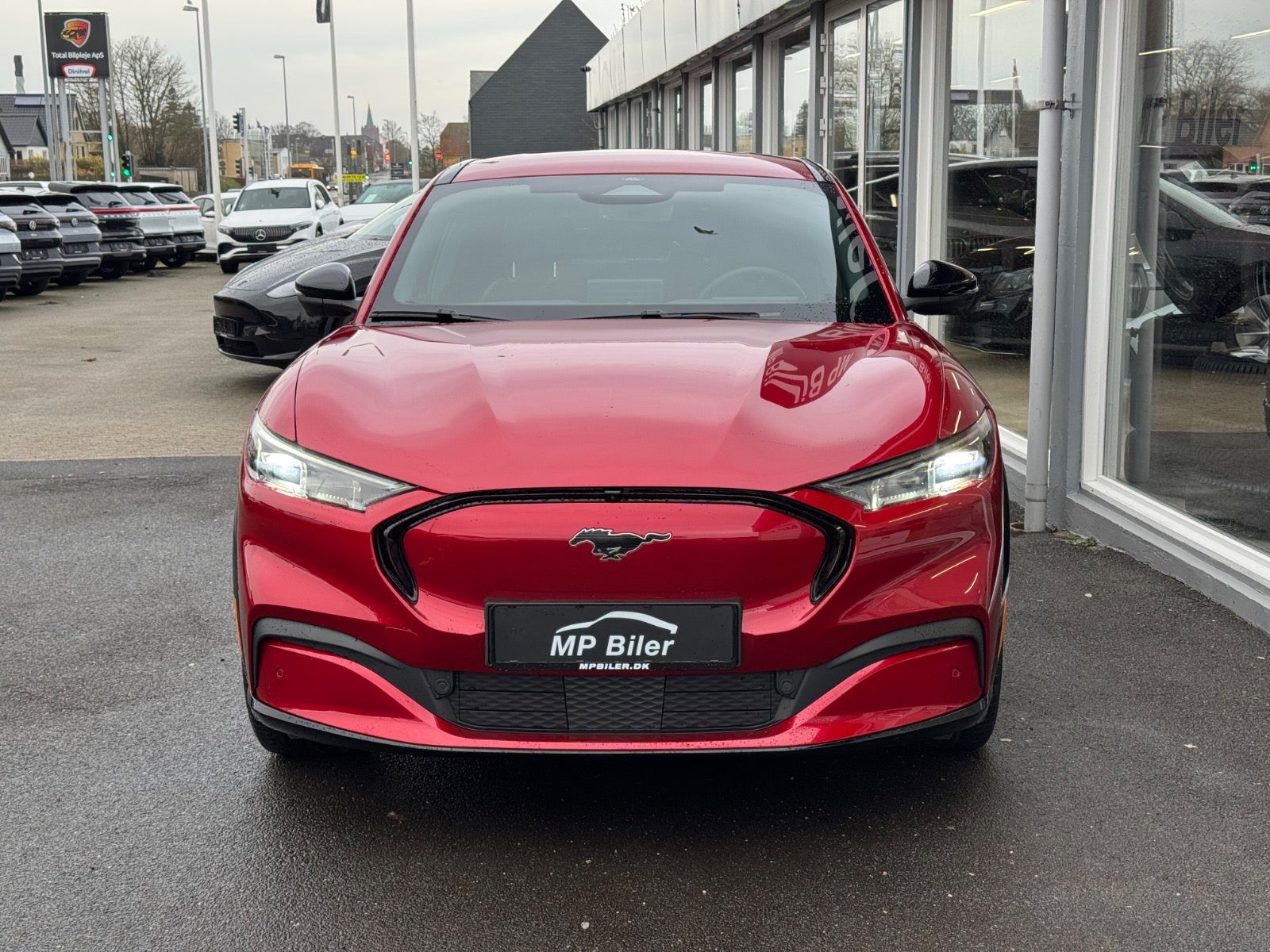 Billede af Ford Mustang Mach-E 98 Premium Extended Range