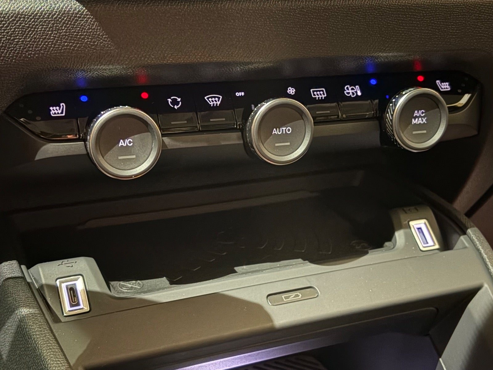 Billede af Citroën ë-C4 X 50 Shine