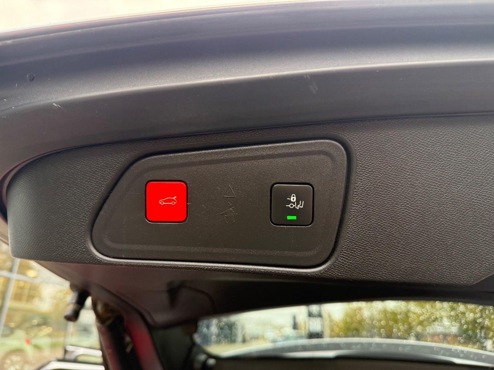 Peugeot 3008 Hybrid Allure LTD EAT8