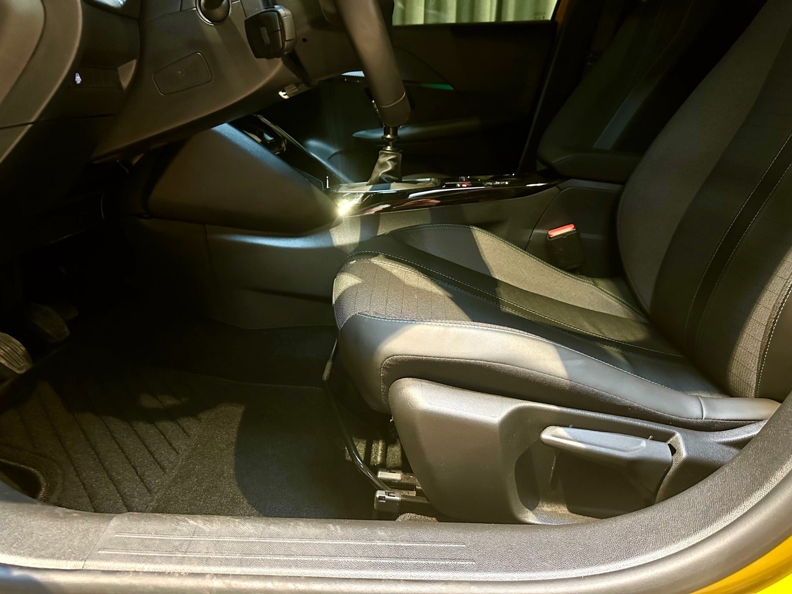 Billede af Peugeot 208 1,2 PureTech 100 GT