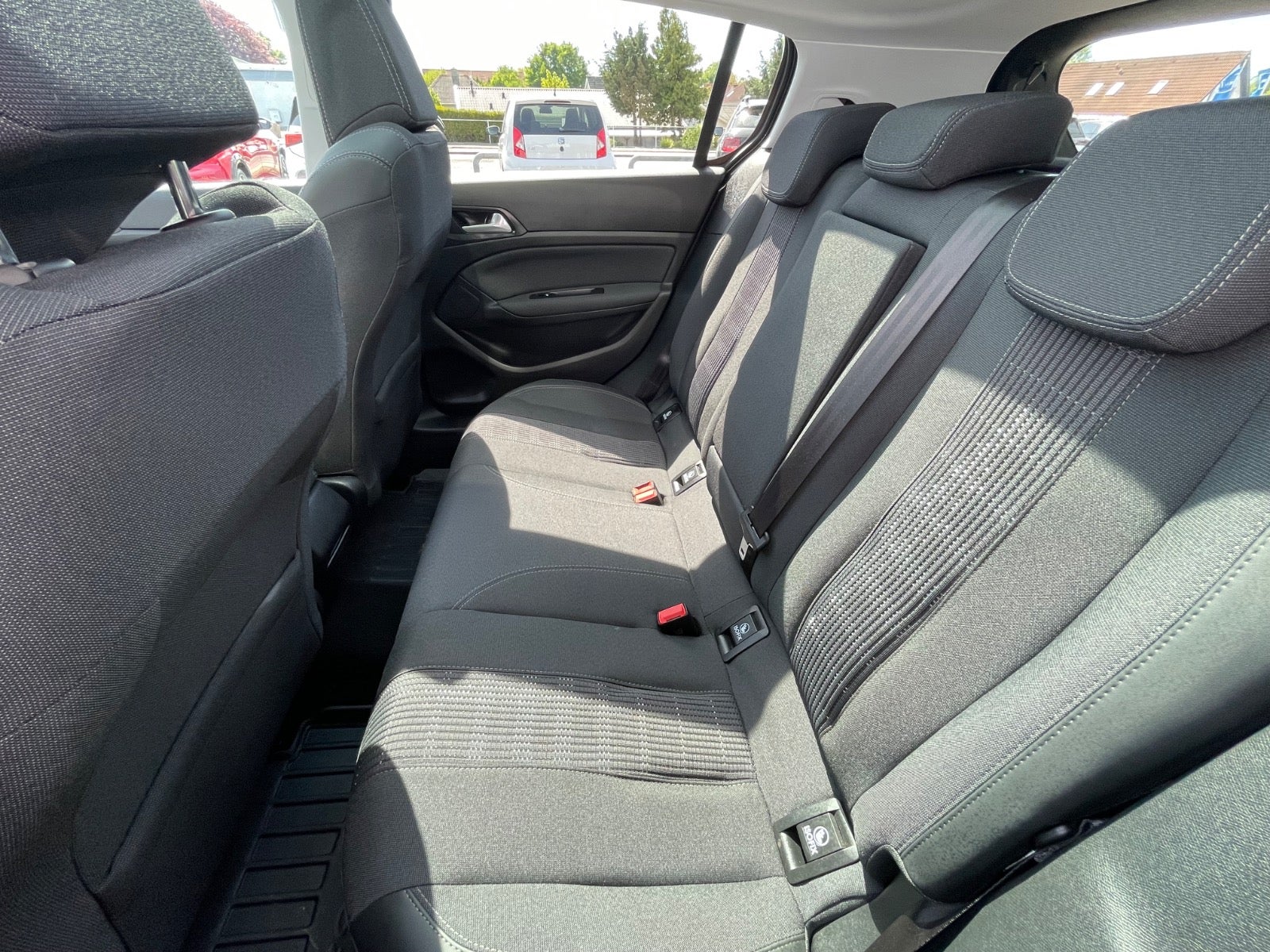 Billede af Peugeot 308 1,5 BlueHDi 130 Allure Sky