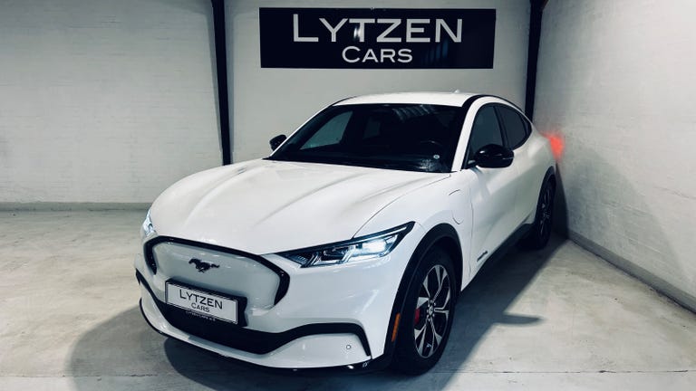 Ford Mustang Mach-E Premium Standard Range AWD