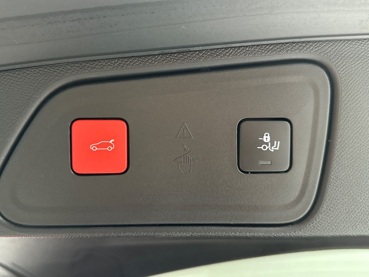 Peugeot 3008 Hybrid Selection Sport EAT8 billede 19