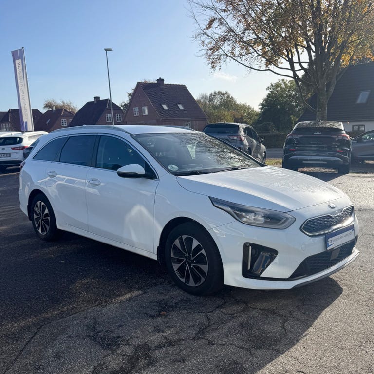 Kia Ceed PHEV Prestige SW DCT