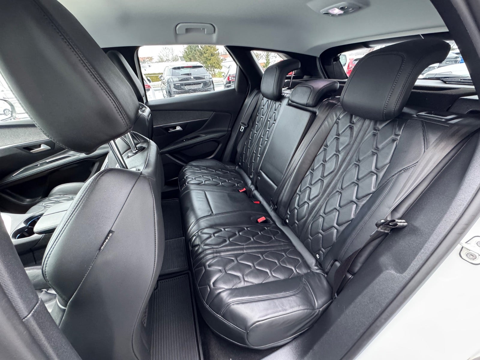 Billede af Peugeot 3008 1,6 Hybrid First Selection EAT8