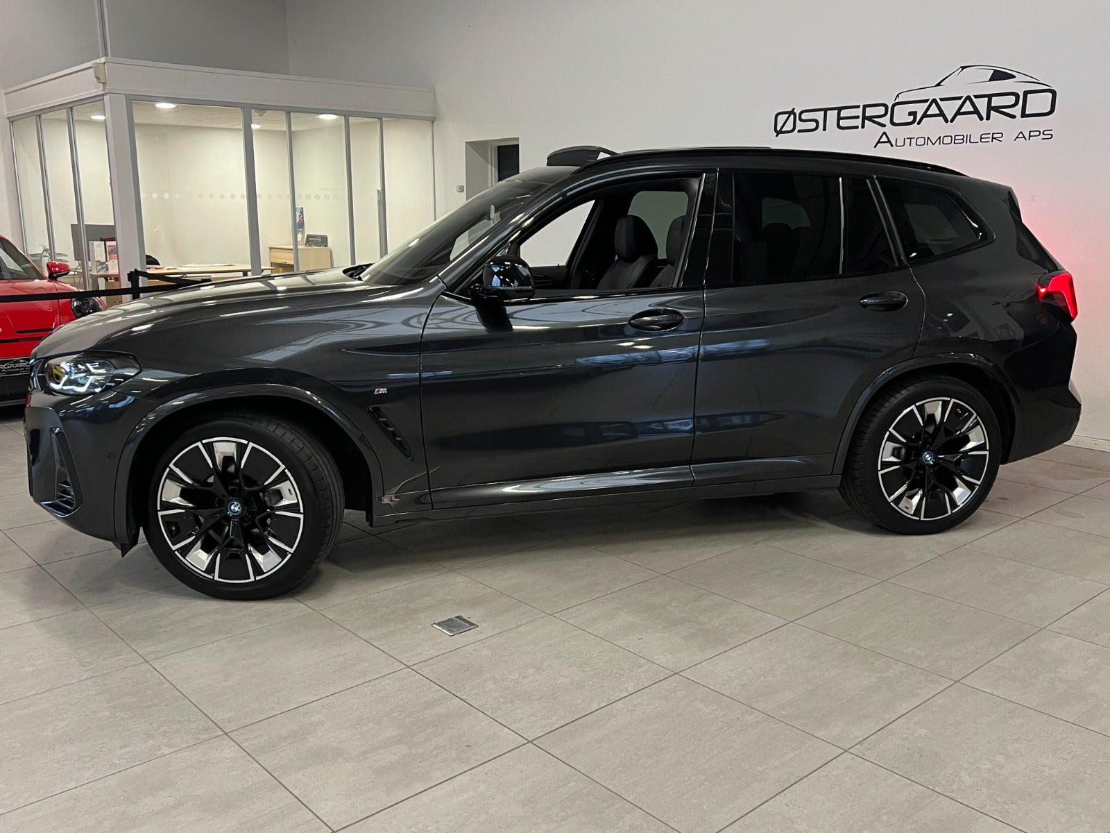 BMW iX3 2023