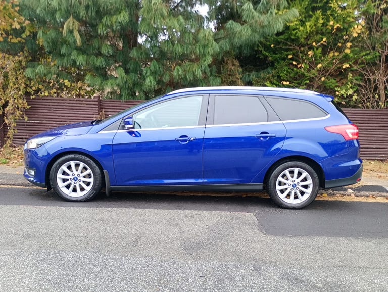 Ford Focus SCTi 125 Titanium stc.