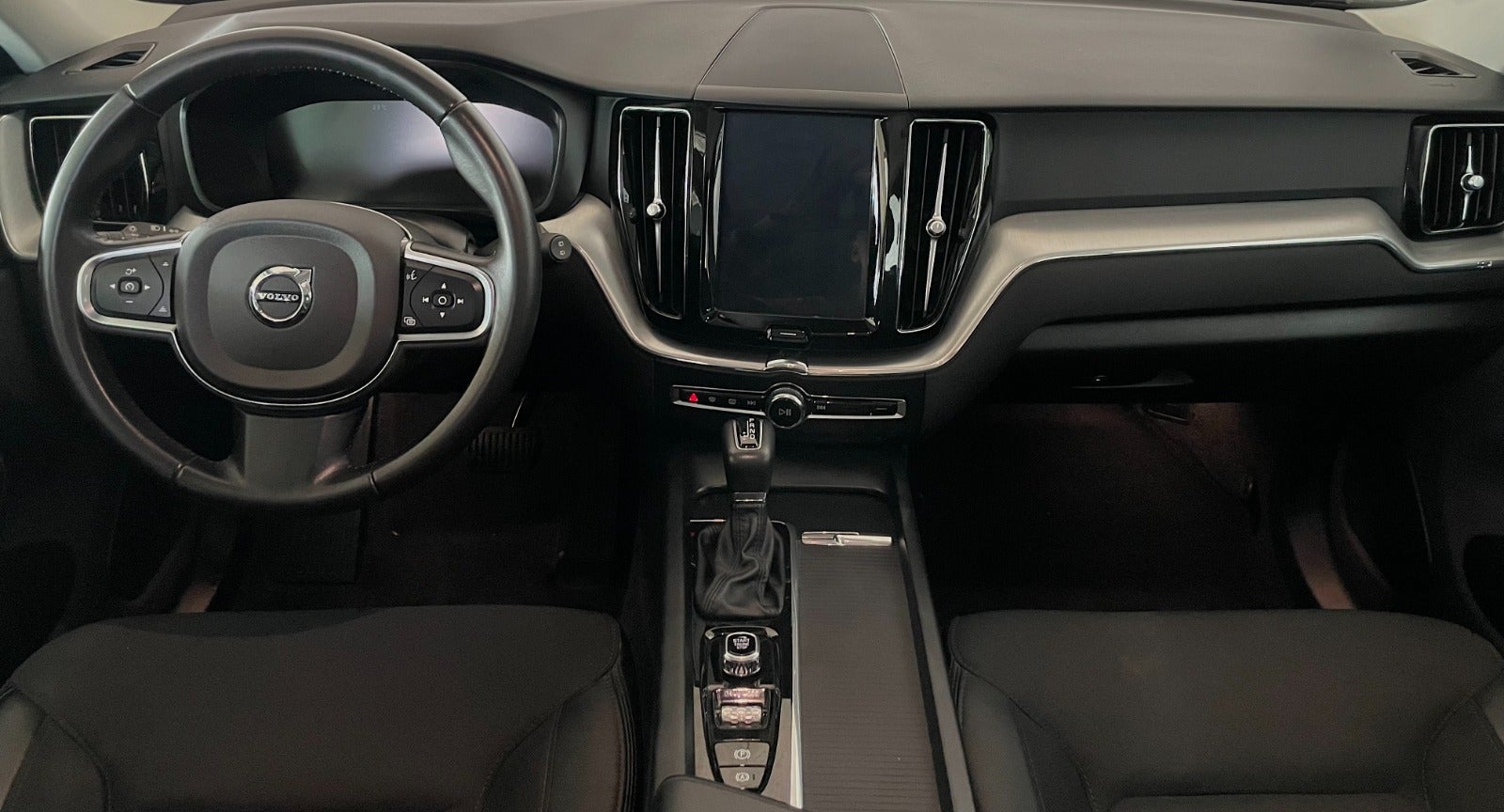 Billede af Volvo XC60 2,0 T4 190 Momentum aut.