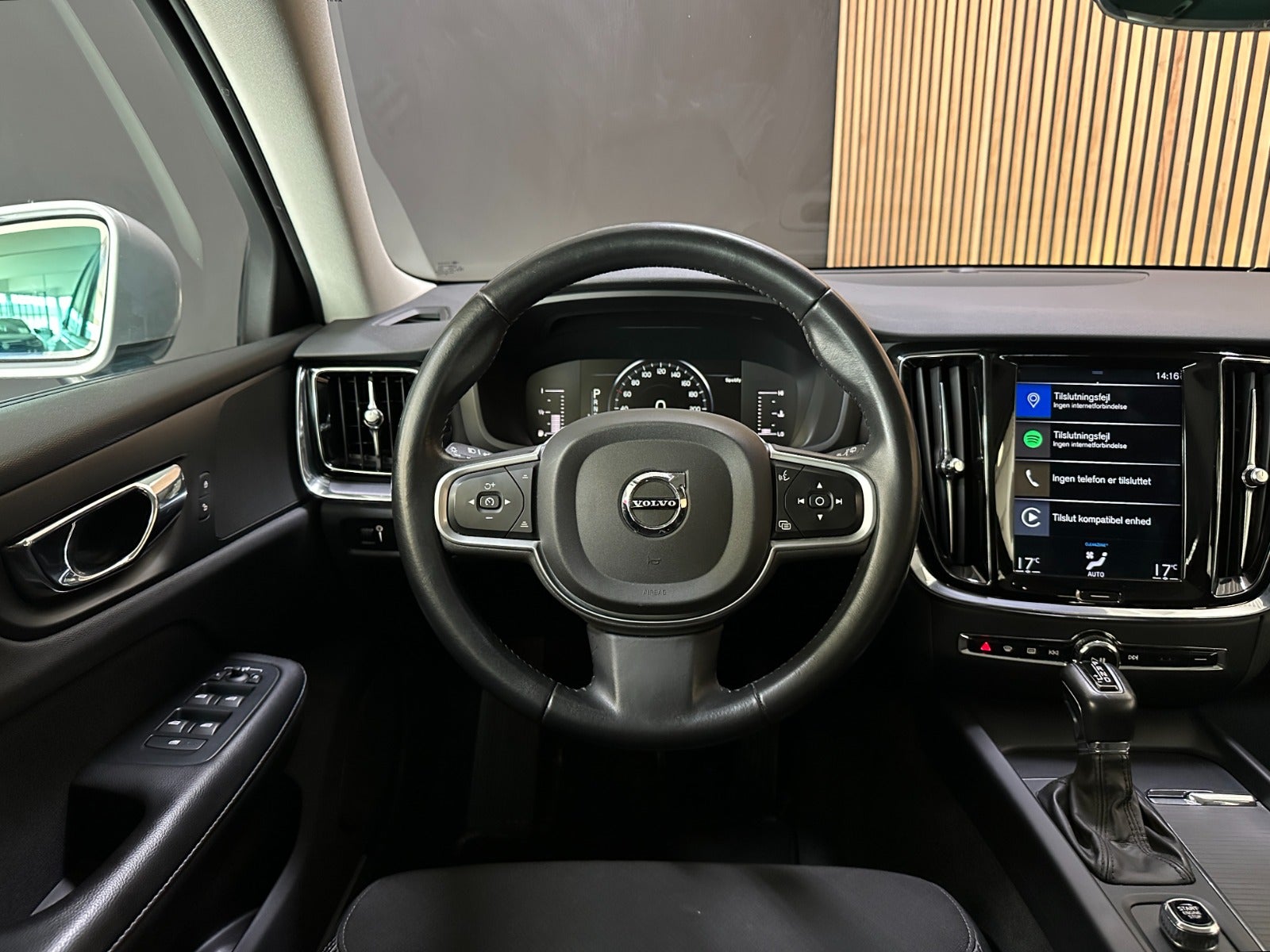 Billede af Volvo V60 2,0 D3 150 Momentum aut.