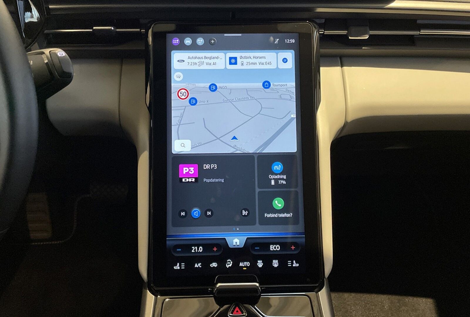 Ford Explorer Select Extended Range