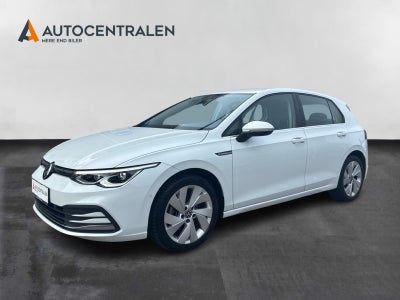 VW Golf VIII eTSi 150 Life DSG