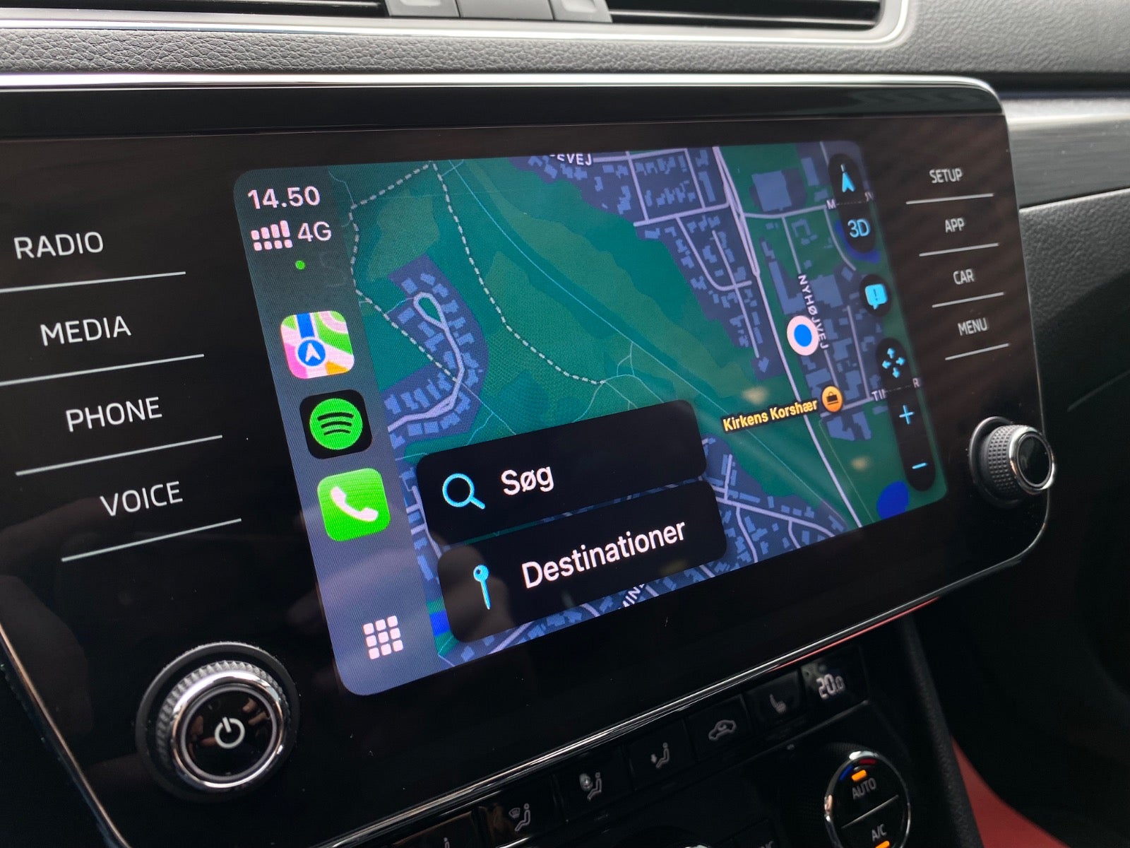 Skoda Superb TSi 150 Style Combi DSG