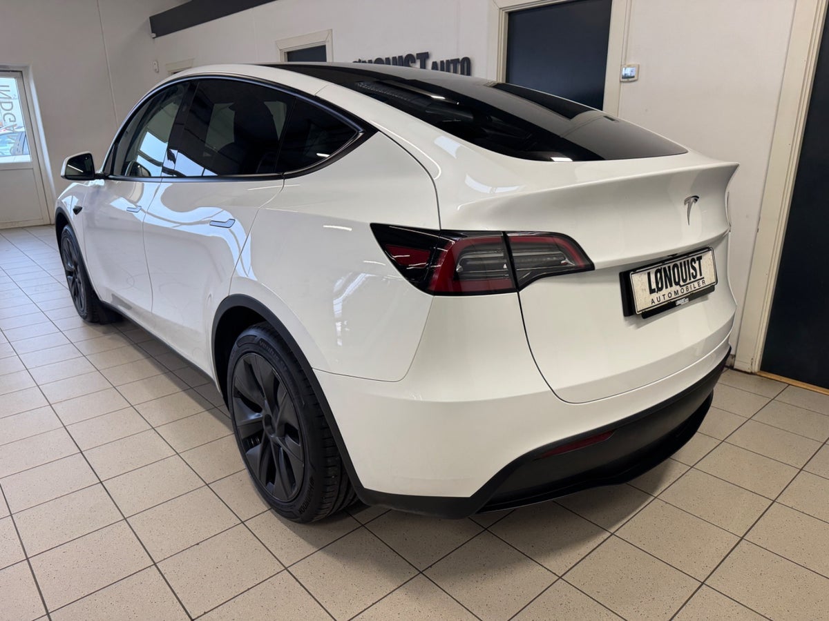Tesla Model Y Long Range RWD