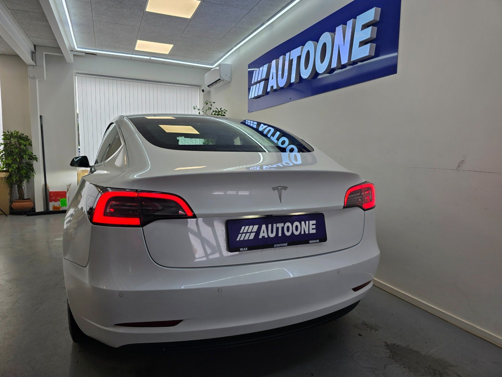 Billede af Tesla Model 3 Standard Range+ RWD