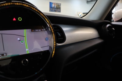 MINI Cooper SE Essential