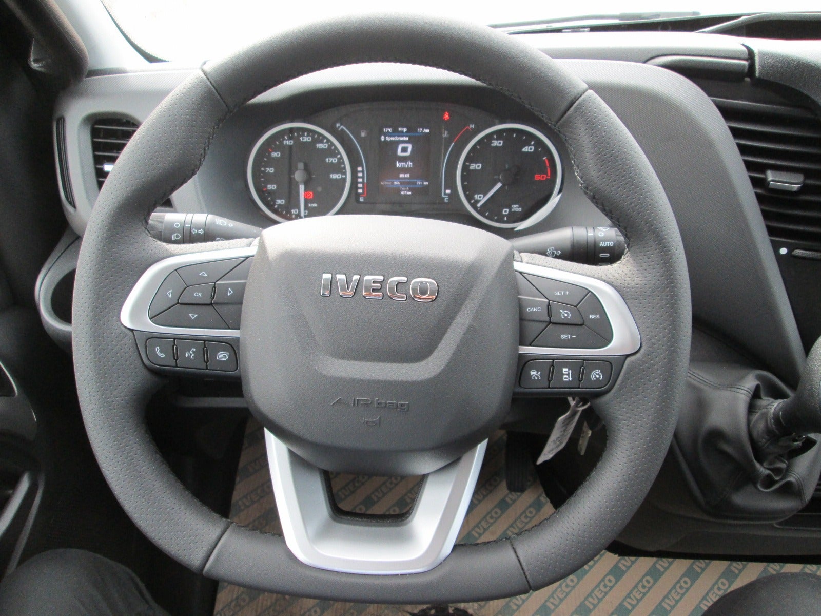 Billede af Iveco Daily 3,0 35S18 9m³ Van AG8