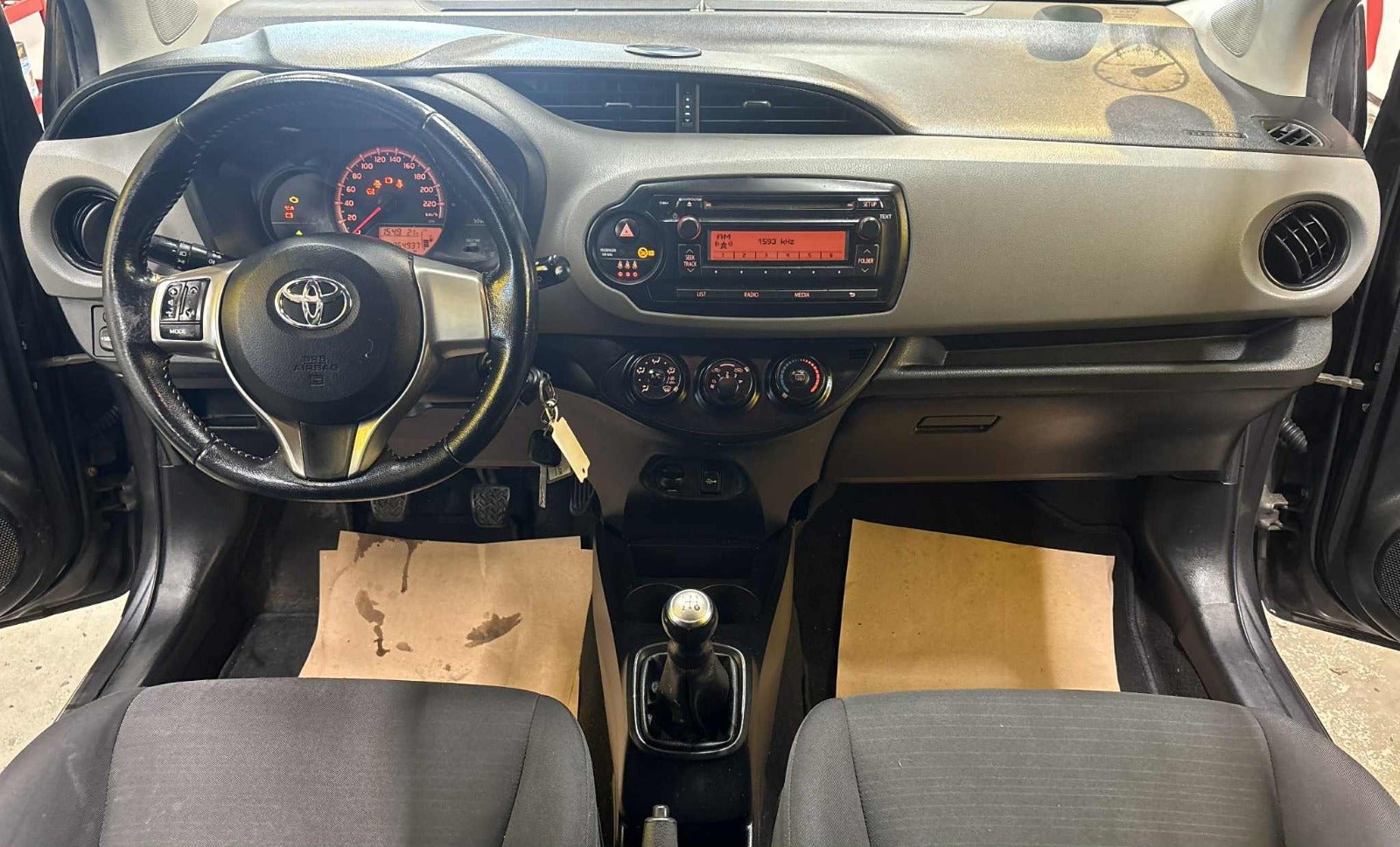 Billede af Toyota Yaris 1,0 VVT-i T1