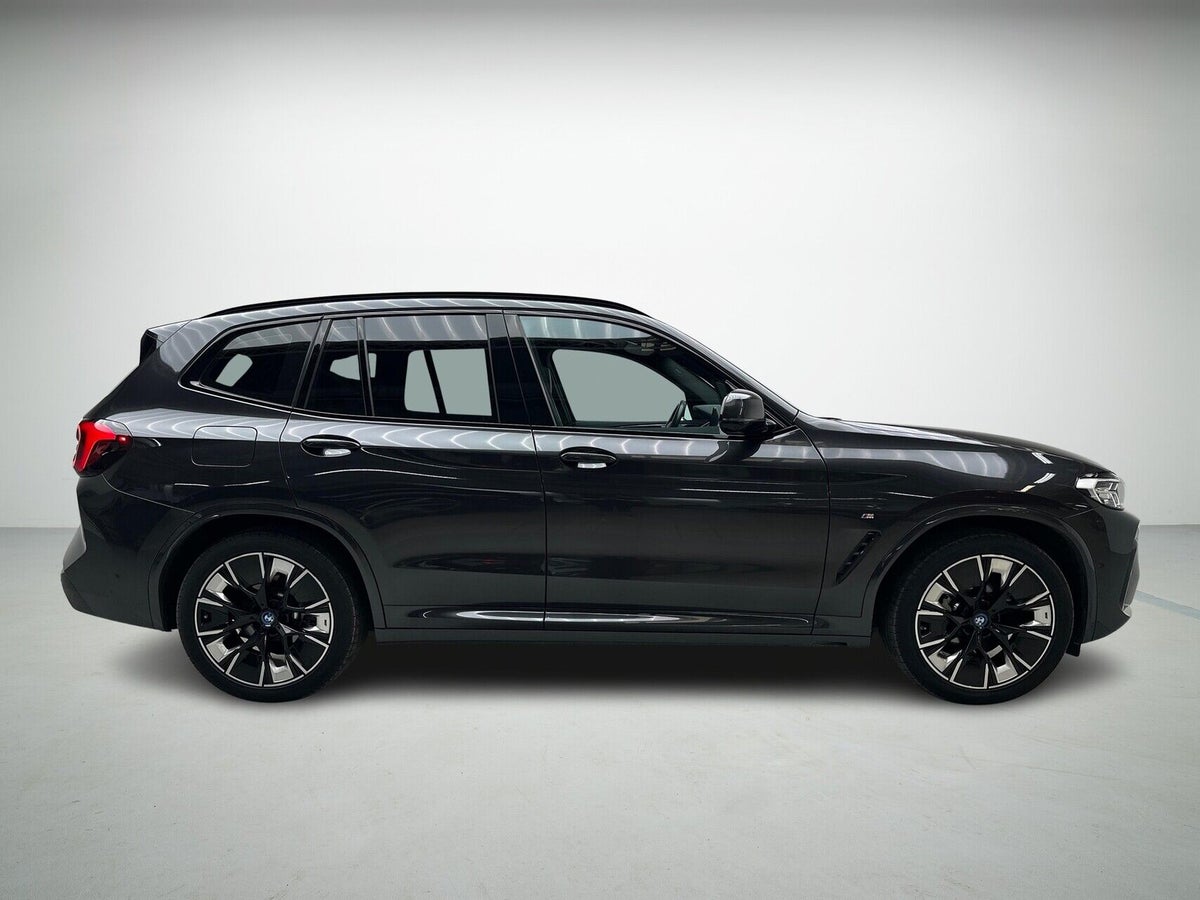 BMW iX3 Charged Plus M-Sport billede 5