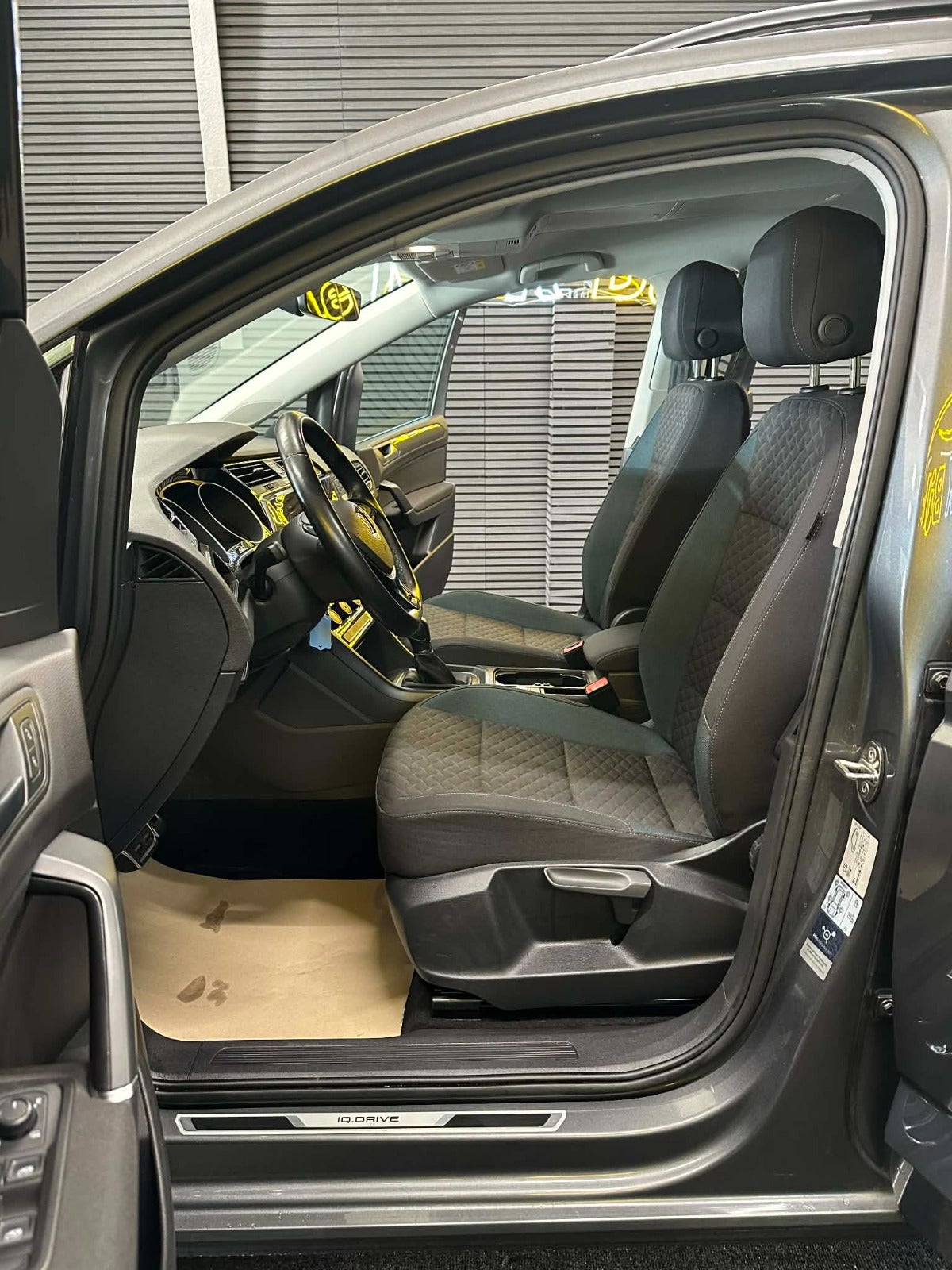 Billede af VW Touran 2,0 TDi 150 IQ.Drive DSG 7prs