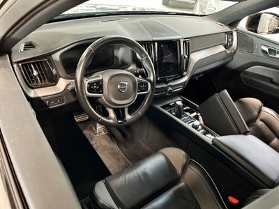 Volvo XC60 T8 ReCharge R-Design aut. AWD generic.image 2