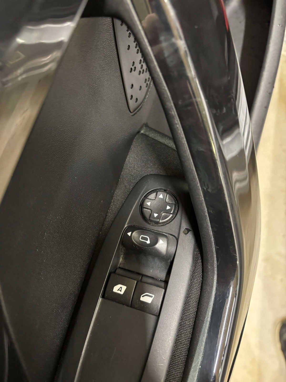 Billede af Peugeot 208 1,6 BlueHDi 75 Desire