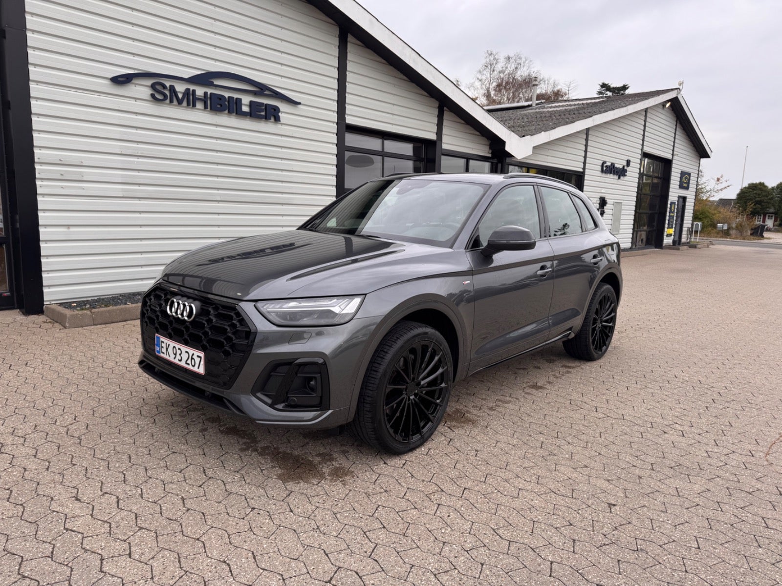 Audi Q5 TFSi S-line Edition S-tr.