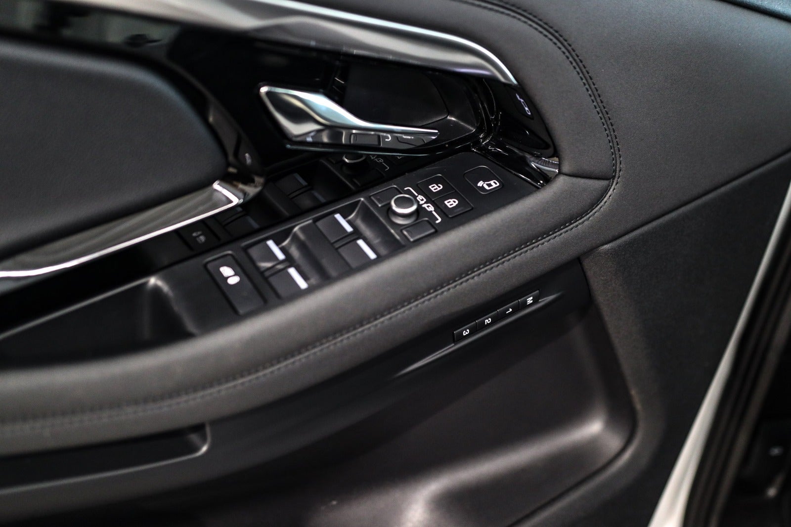 Billede af Land Rover Range Rover Evoque 1,5 P300e SE aut.