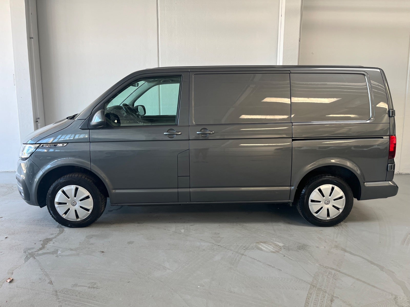 Billede af VW Transporter 2,0 TDi 150 Kassevogn DSG kort