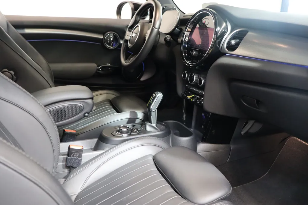 MINI Cooper SE Yours Trim