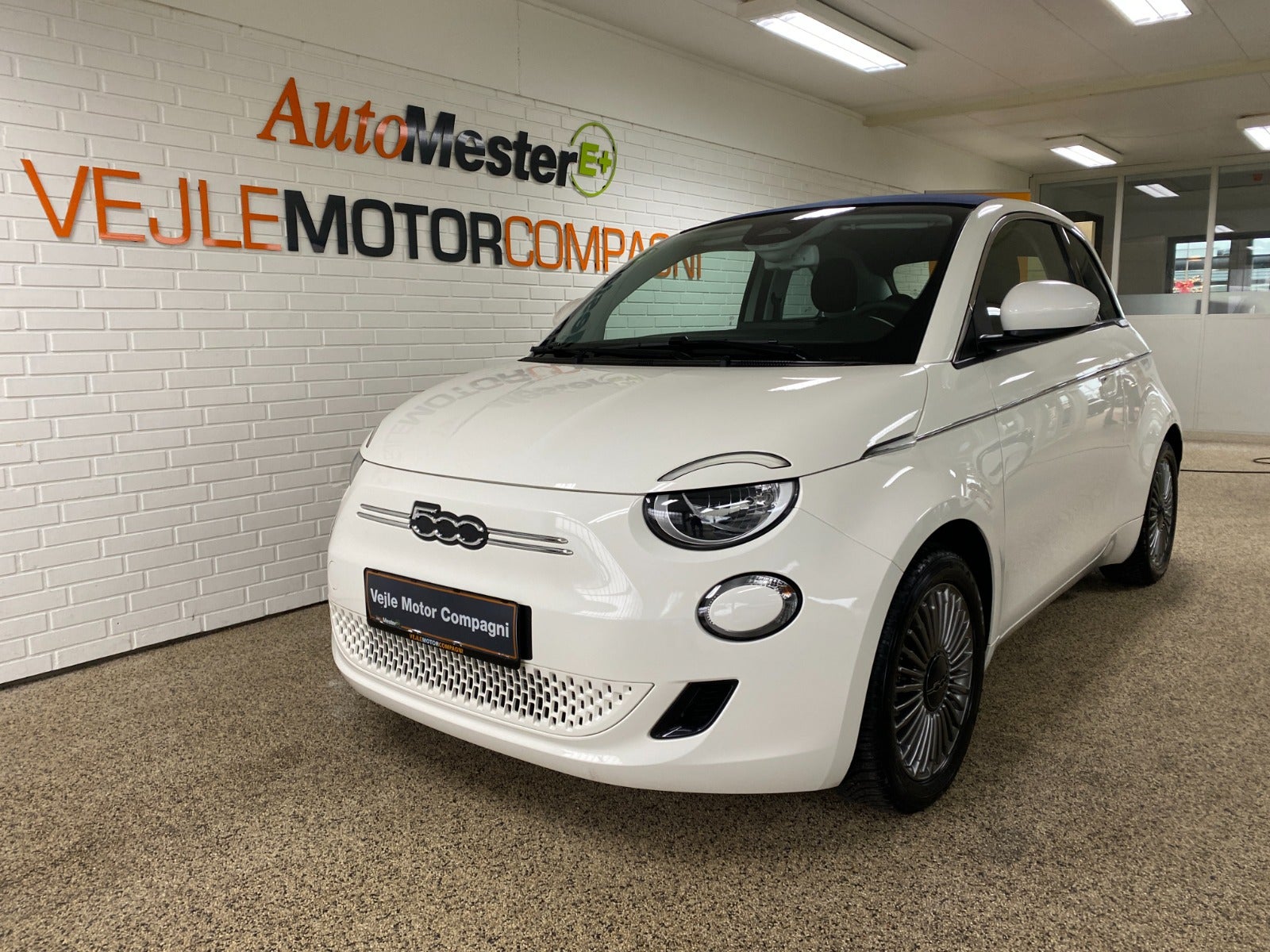 Fiat 500e 2023