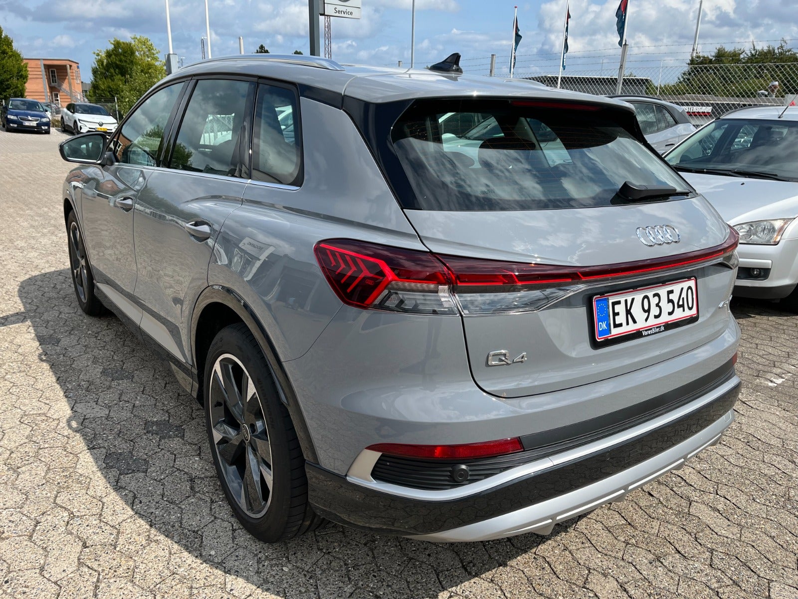 Billede af Audi Q4 e-tron 45 edition S-line