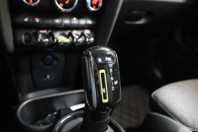 MINI Cooper SE Classic Trim