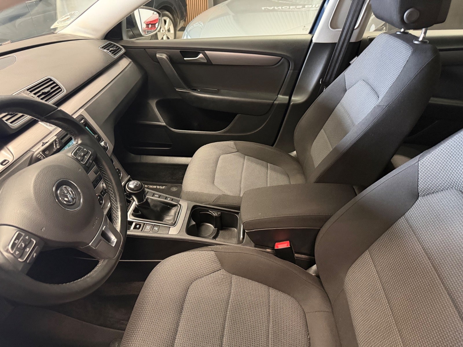 VW Passat TDi 140 Highline Variant BMT - billede 12