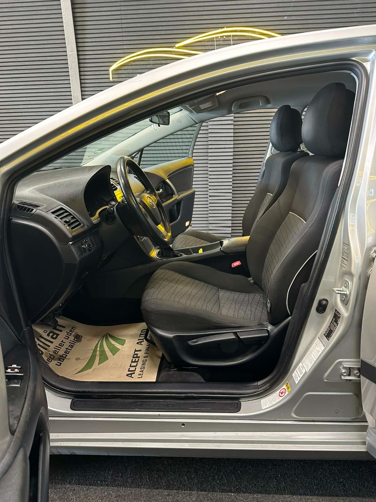 Billede af Toyota Avensis 1,8 VVT-i T2