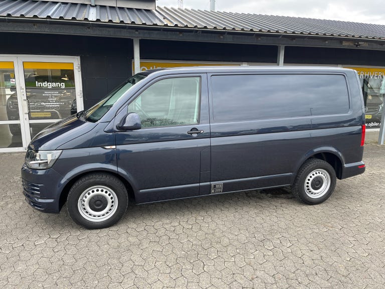 VW Transporter TDi 140 Kassevogn DSG kort