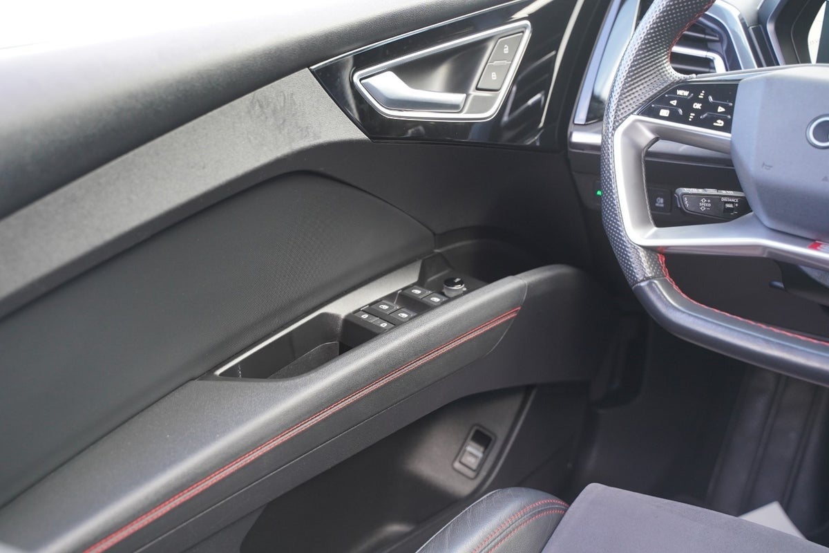 Billede af Audi Q4 e-tron 40 Attitude S-line