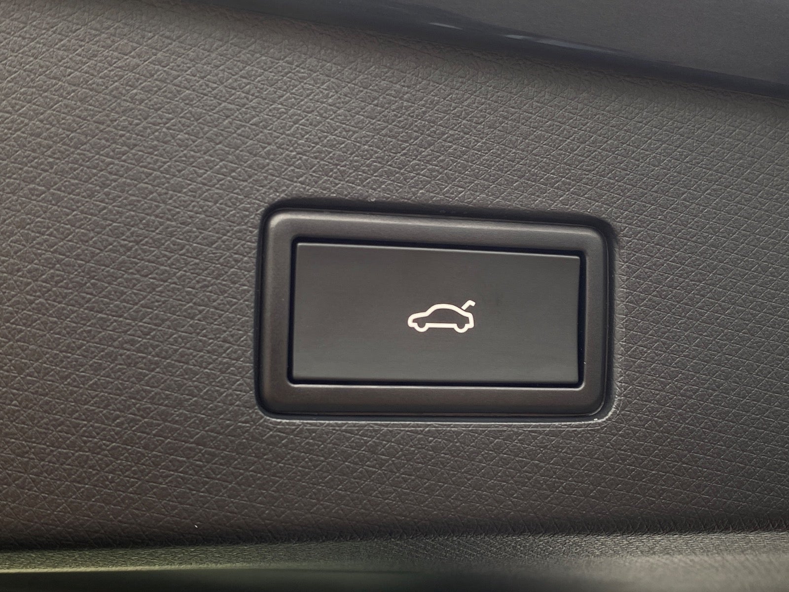 Billede af Cupra Tavascan 77 VZ Adrenaline