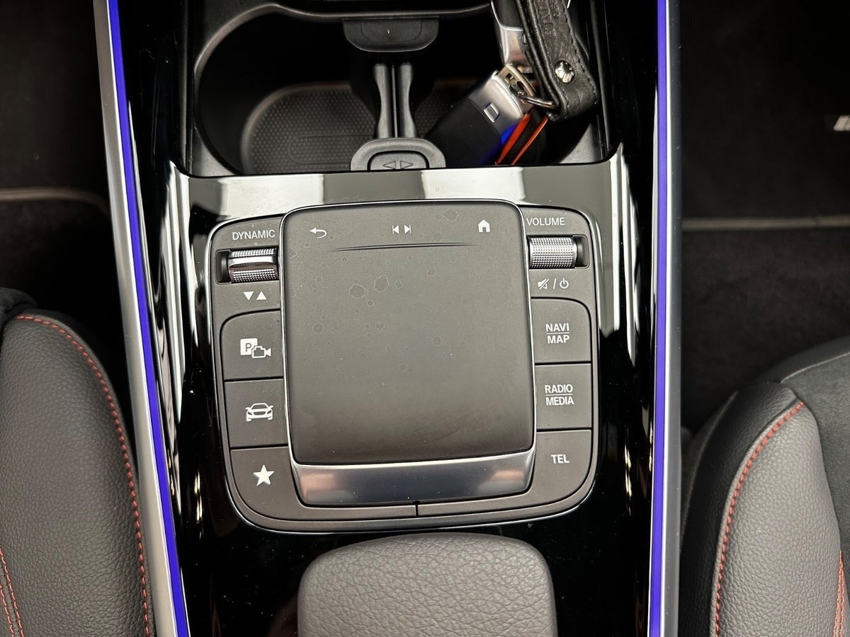 Billede af Mercedes EQB350  AMG Line 4Matic