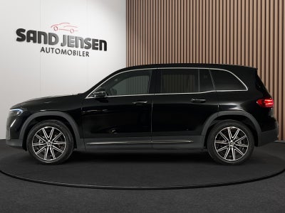 Mercedes EQB250+ Electric Art