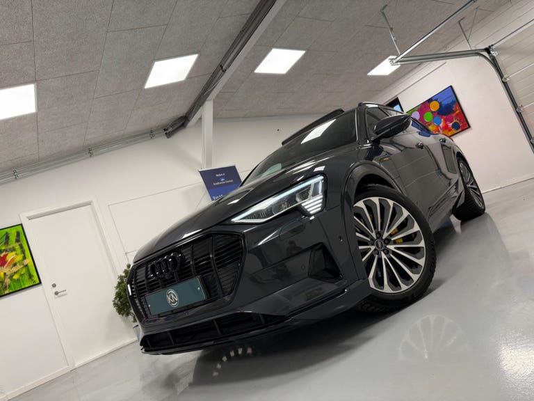 Audi e-tron quattro