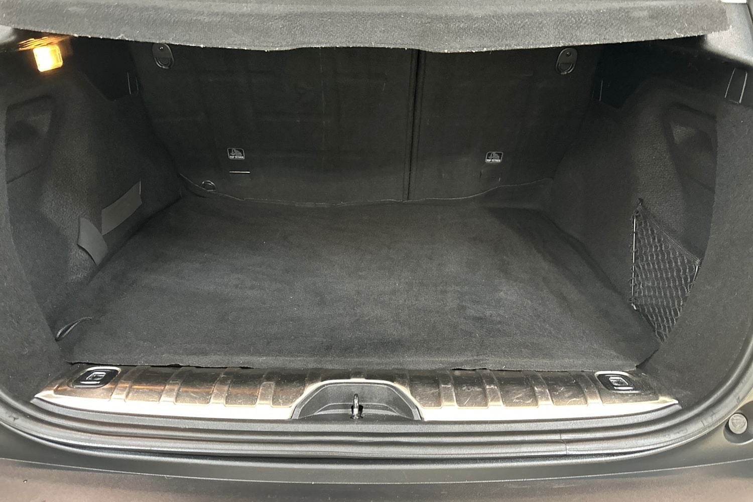 Billede af Peugeot 2008 1,2 e-THP 110 Allure Sky