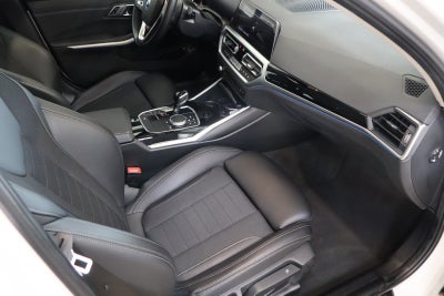 BMW 330e Touring Sport Line aut.
